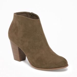 Old navy Suede block ankle booties